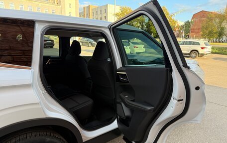 Mitsubishi Outlander, 2021 год, 3 888 800 рублей, 26 фотография
