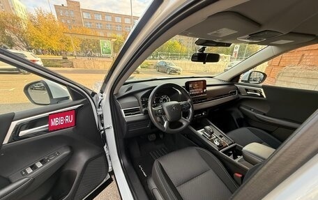 Mitsubishi Outlander, 2021 год, 3 888 800 рублей, 39 фотография