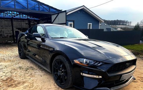 Ford Mustang VI рестайлинг, 2020 год, 3 000 000 рублей, 9 фотография
