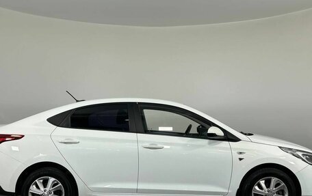 Hyundai Solaris II рестайлинг, 2021 год, 1 425 000 рублей, 7 фотография