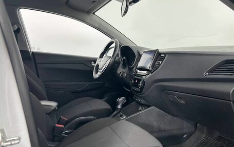 Hyundai Solaris II рестайлинг, 2021 год, 1 425 000 рублей, 13 фотография