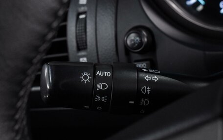 Toyota Land Cruiser Prado 150 рестайлинг 2, 2011 год, 2 729 000 рублей, 20 фотография