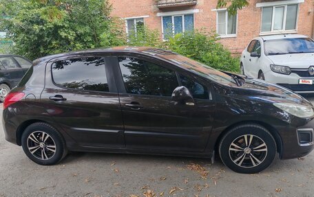 Peugeot 308 II, 2011 год, 599 000 рублей, 3 фотография