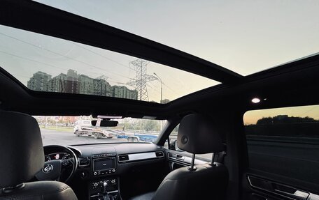 Volkswagen Touareg III, 2016 год, 3 250 000 рублей, 19 фотография