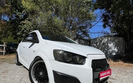 Chevrolet Aveo III, 2013 год, 700 000 рублей, 3 фотография