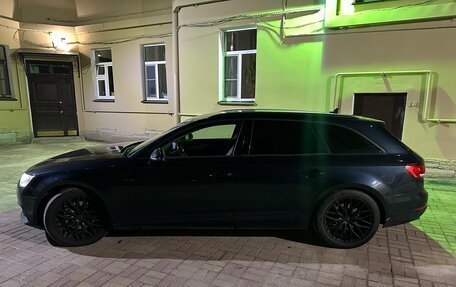 Audi A4, 2018 год, 1 850 000 рублей, 3 фотография