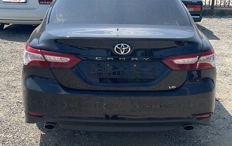 Toyota Camry, 2020 год, 2 500 000 рублей, 2 фотография