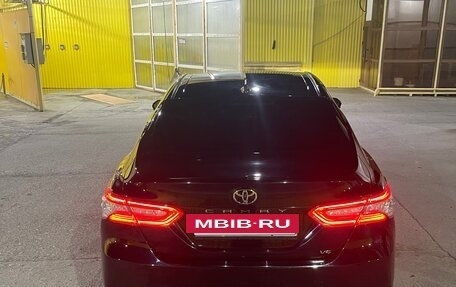 Toyota Camry, 2020 год, 2 500 000 рублей, 5 фотография