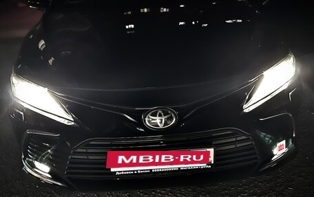 Toyota Camry, 2020 год, 2 500 000 рублей, 4 фотография