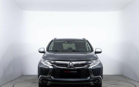 Mitsubishi Pajero Sport III рестайлинг, 2019 год, 2 720 000 рублей, 2 фотография