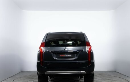 Mitsubishi Pajero Sport III рестайлинг, 2019 год, 2 720 000 рублей, 5 фотография