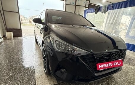 Hyundai Solaris II рестайлинг, 2022 год, 1 680 000 рублей, 6 фотография