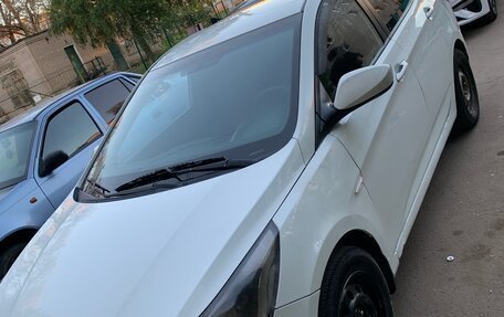 Hyundai Solaris II рестайлинг, 2015 год, 550 000 рублей, 2 фотография