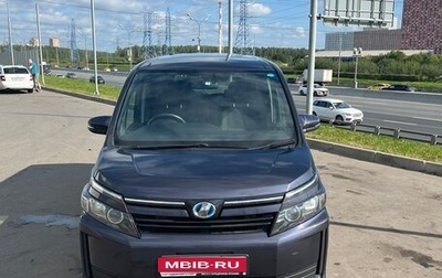 Toyota Voxy III, 2015 год, 1 650 000 рублей, 1 фотография