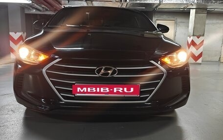 Hyundai Elantra VI рестайлинг, 2018 год, 1 510 000 рублей, 4 фотография
