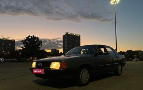 Audi 100, 1984 год, 190 000 рублей, 1 фотография