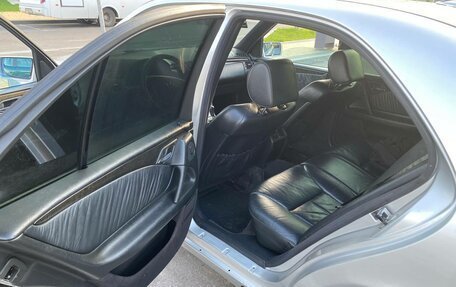 Mercedes-Benz E-Класс, 1998 год, 450 000 рублей, 5 фотография