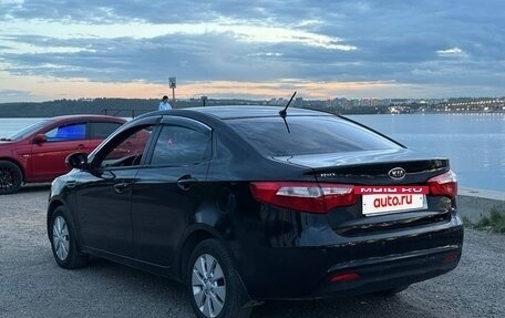 KIA Rio III рестайлинг, 2011 год, 1 000 000 рублей, 4 фотография