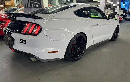 Ford Mustang VI рестайлинг, 2022 год, 2 950 111 рублей, 7 фотография