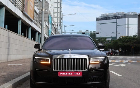 Rolls-Royce Ghost Series II рестайлинг, 2022 год, 36 000 000 рублей, 2 фотография