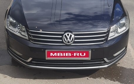 Volkswagen Passat B7, 2011 год, 950 000 рублей, 1 фотография