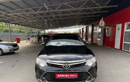 Toyota Camry, 2017 год, 2 300 000 рублей, 1 фотография
