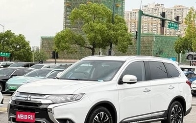 Mitsubishi Outlander III рестайлинг 3, 2022 год, 2 680 000 рублей, 1 фотография