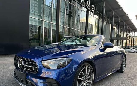 Mercedes-Benz E-Класс, 2022 год, 5 250 000 рублей, 1 фотография