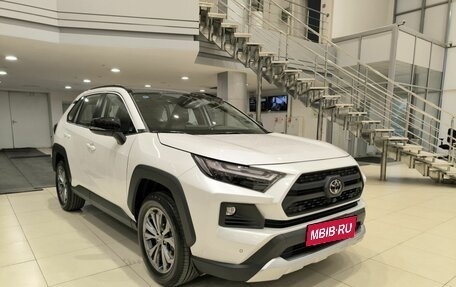 Toyota RAV4, 2025 год, 3 990 000 рублей, 3 фотография