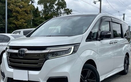 Honda Stepwgn IV, 2022 год, 2 100 000 рублей, 1 фотография