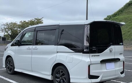 Honda Stepwgn IV, 2021 год, 2 058 000 рублей, 4 фотография