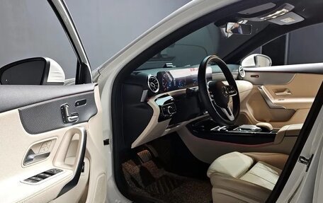 Mercedes-Benz A-Класс, 2021 год, 2 200 000 рублей, 8 фотография