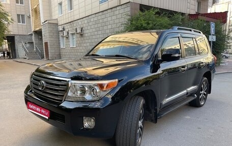 Toyota Land Cruiser 200, 2012 год, 4 100 000 рублей, 1 фотография