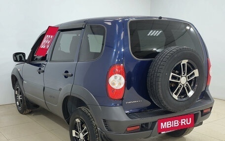 Chevrolet Niva I рестайлинг, 2017 год, 760 000 рублей, 6 фотография