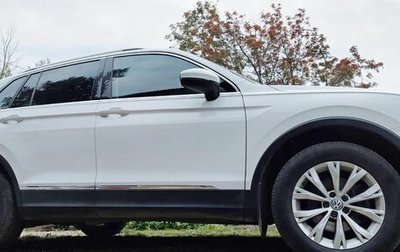Volkswagen Tiguan II, 2017 год, 2 065 000 рублей, 1 фотография