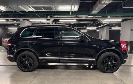 Volkswagen Touareg III, 2017 год, 4 500 000 рублей, 2 фотография
