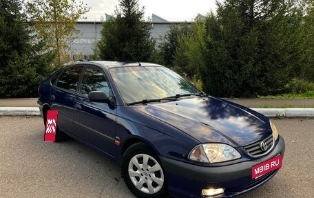 Toyota Avensis III рестайлинг, 2001 год, 395 000 рублей, 5 фотография