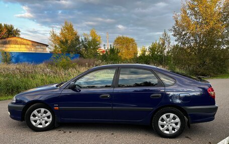 Toyota Avensis III рестайлинг, 2001 год, 395 000 рублей, 9 фотография