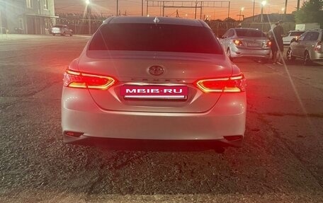 Toyota Camry, 2018 год, 2 470 000 рублей, 3 фотография