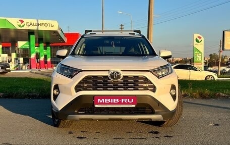 Toyota RAV4, 2019 год, 3 099 000 рублей, 1 фотография