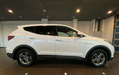 Hyundai Santa Fe III рестайлинг, 2018 год, 2 250 000 рублей, 2 фотография