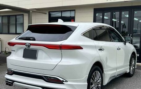 Toyota Harrier, 2021 год, 2 499 000 рублей, 9 фотография