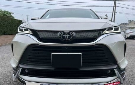 Toyota Harrier, 2021 год, 2 499 000 рублей, 4 фотография