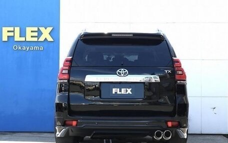 Toyota Land Cruiser Prado 150 рестайлинг 2, 2022 год, 3 576 000 рублей, 6 фотография