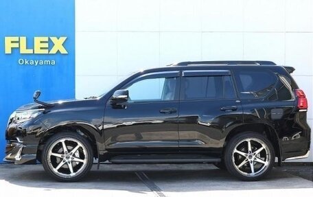 Toyota Land Cruiser Prado 150 рестайлинг 2, 2022 год, 3 576 000 рублей, 5 фотография