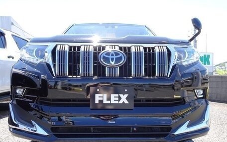 Toyota Land Cruiser Prado 150 рестайлинг 2, 2022 год, 3 576 000 рублей, 7 фотография