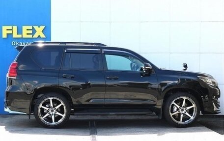 Toyota Land Cruiser Prado 150 рестайлинг 2, 2022 год, 3 576 000 рублей, 4 фотография