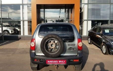 Chevrolet Niva I рестайлинг, 2017 год, 699 000 рублей, 6 фотография