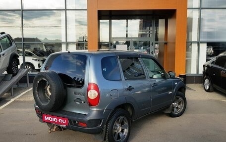 Chevrolet Niva I рестайлинг, 2017 год, 699 000 рублей, 5 фотография