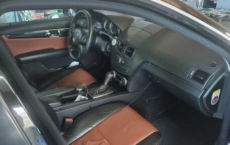 Mercedes-Benz C-Класс, 2009 год, 820 000 рублей, 3 фотография